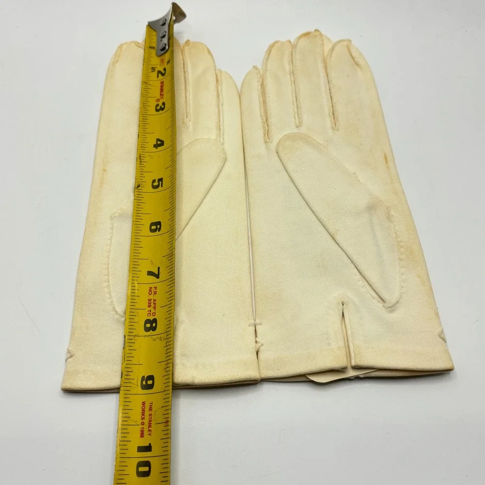 NOS Vintage Cream‎ Fabric Gloves Mother of Pearl Buttons Size 7.5 Mid-Century